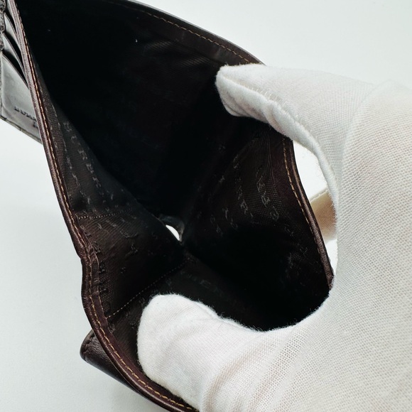 Burberry Bi fold Wallet - Picture 8 of 11